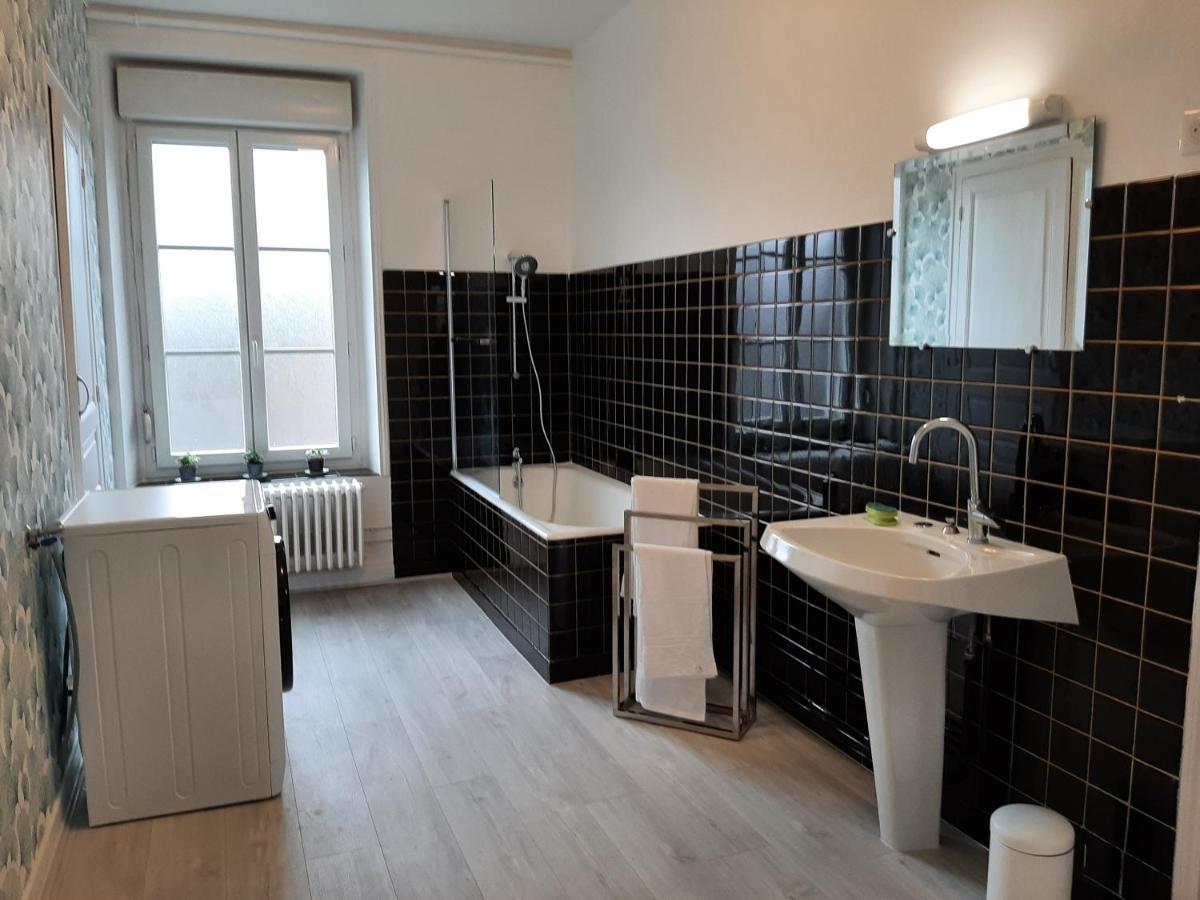 Ferienwohnung Bulle D'Ardenne Charleville-Mézières Exterior foto