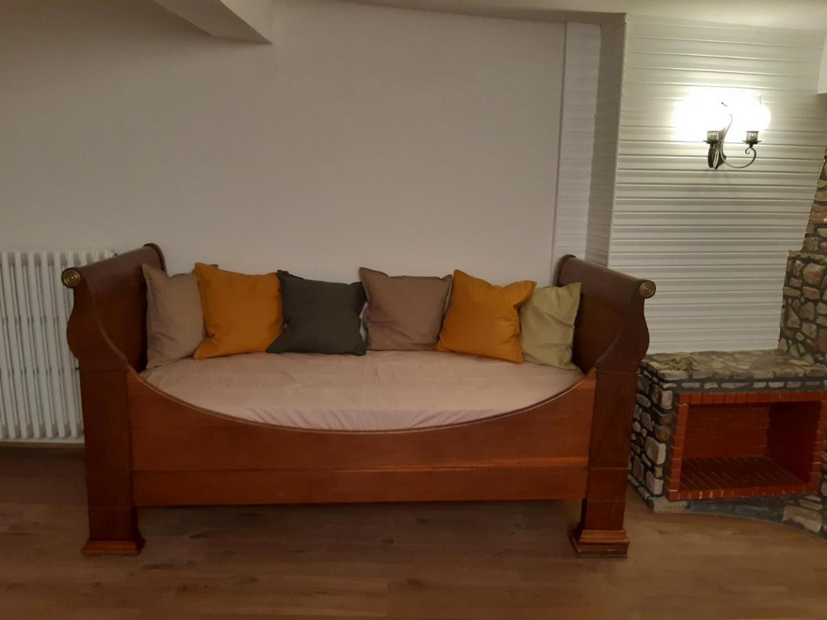 Ferienwohnung Bulle D'Ardenne Charleville-Mézières Exterior foto