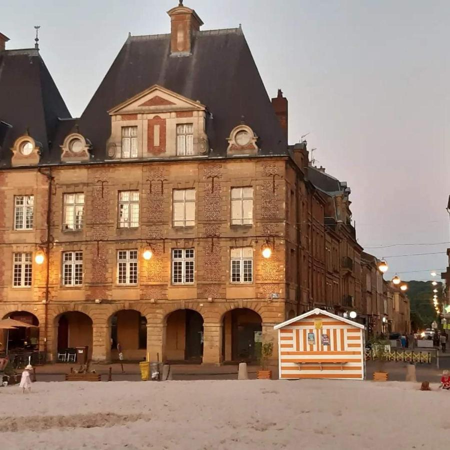 Ferienwohnung Bulle D'Ardenne Charleville-Mézières Exterior foto